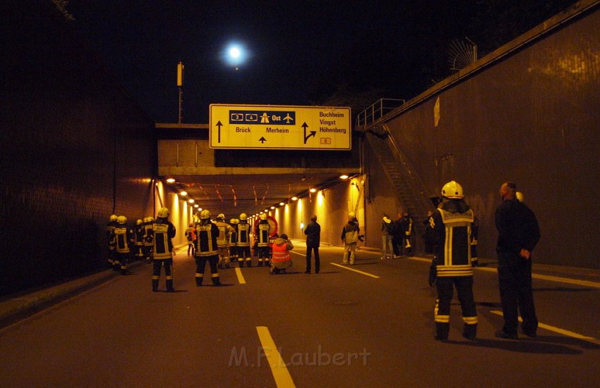 BF Koeln Tunneluebung Koeln Kalk Solingerstr und Germaniastr P164.JPG